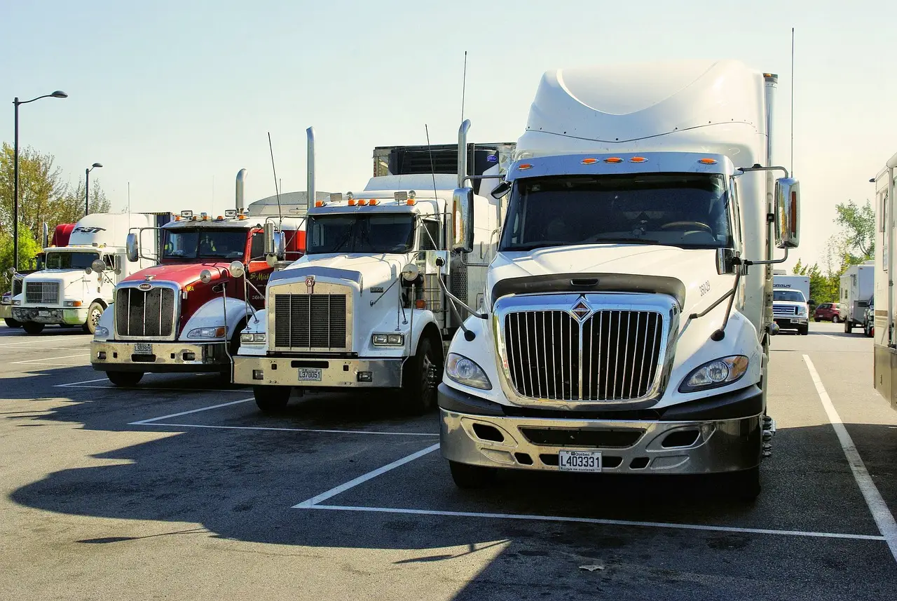 Electric Trucks: The REALITY for Tesla Semi & Volvo Fleets