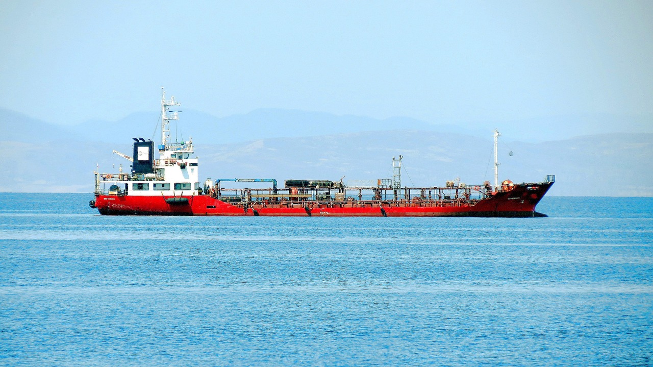 Trafigura Buys Seven Oil Tankers From SFL as Shipping Costs Rise
