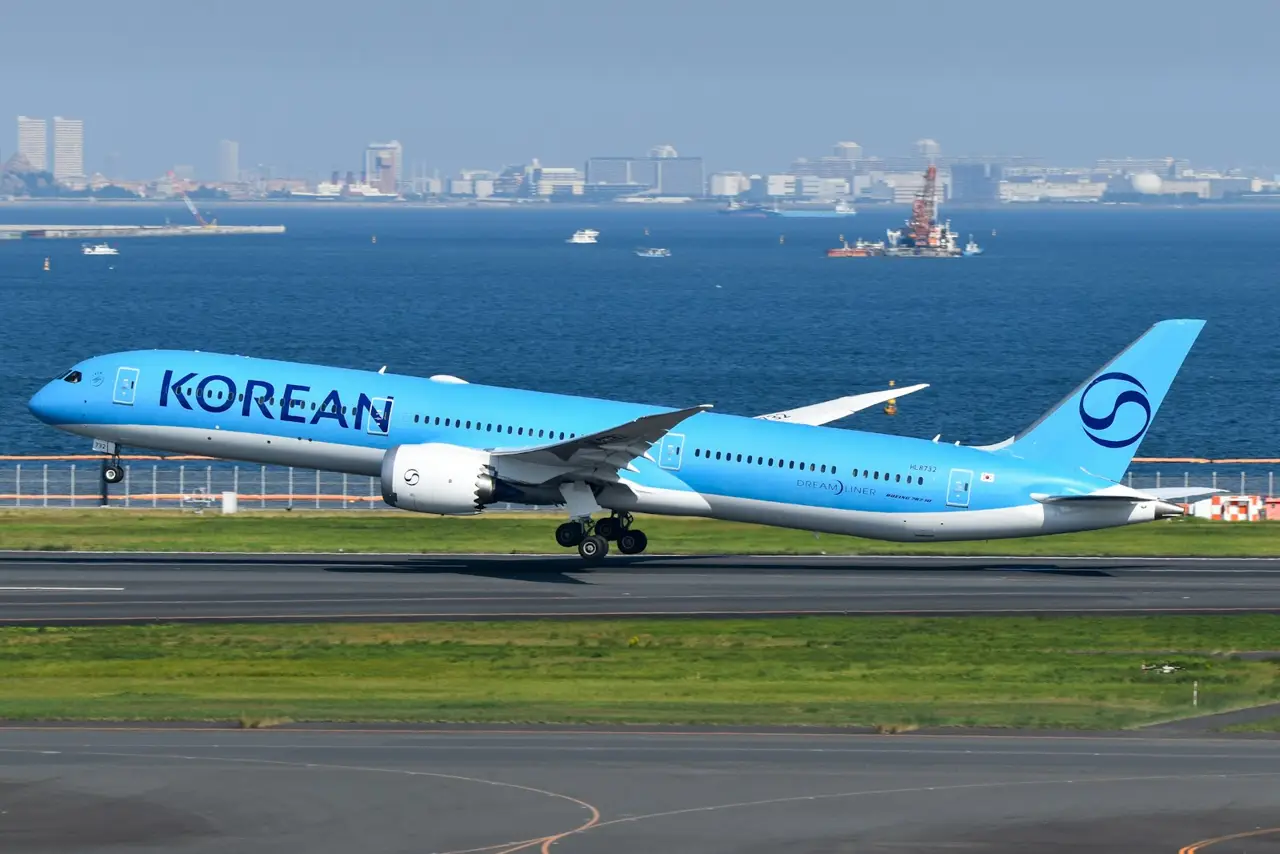 Korean Air reports tentative Q3 results, achieving record revenue despite high fuel prices - American Journal of Transpo