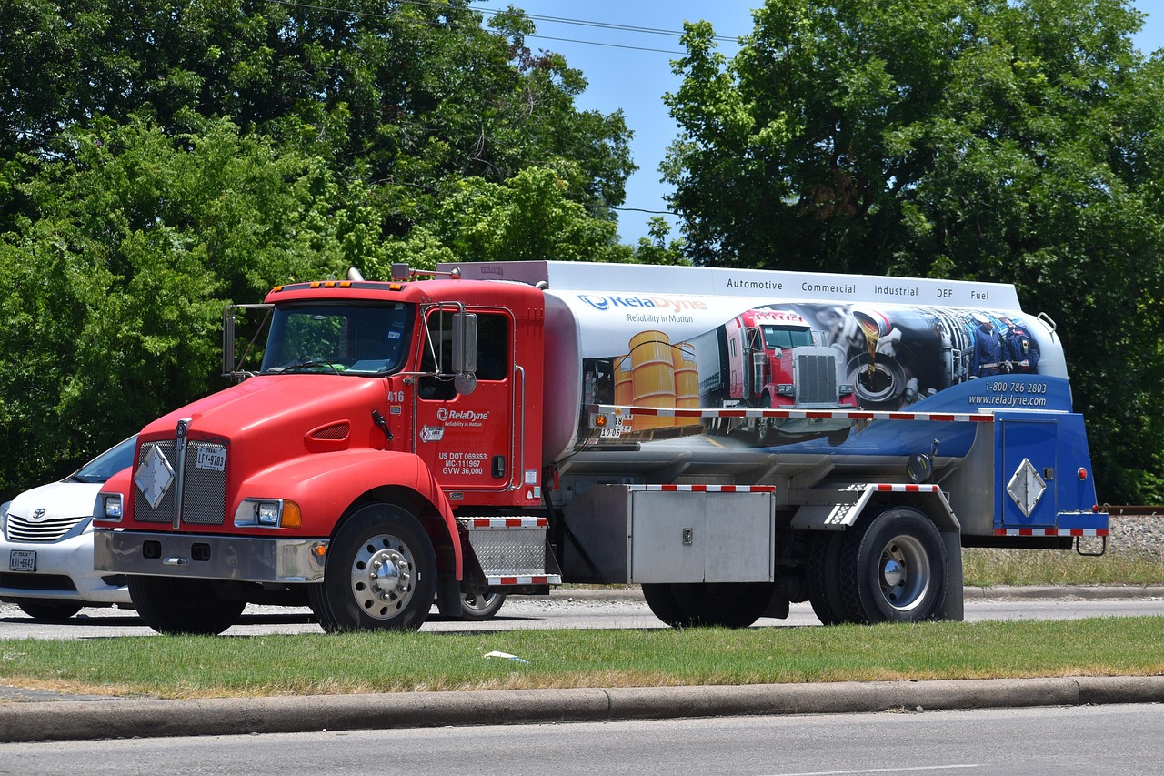 Diesel at $6.48 per gallon pushes truck drivers to spend $3,500 a week on fuel, forcing some to quit - Yahoo Finance