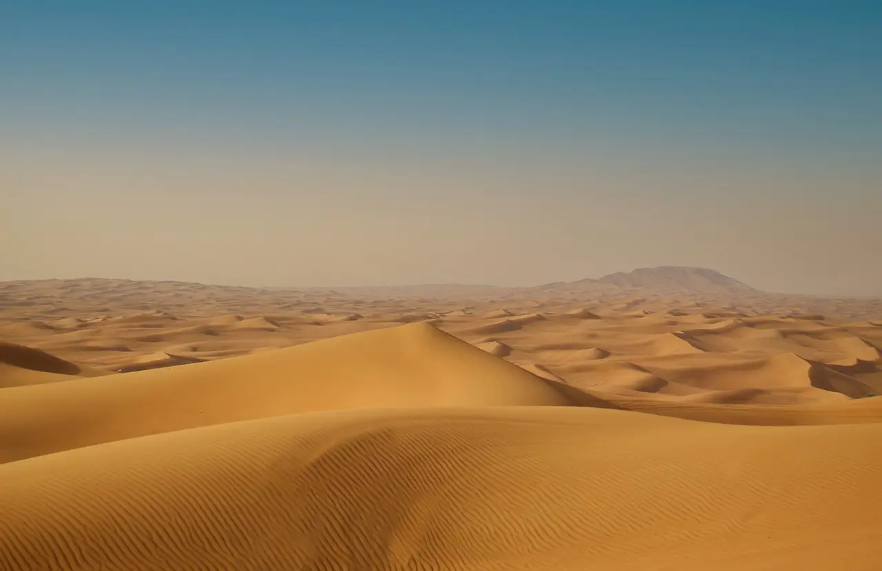 News Air rates to surge as Middle East disruption hits capacity amid strong demand - theloadstar.com