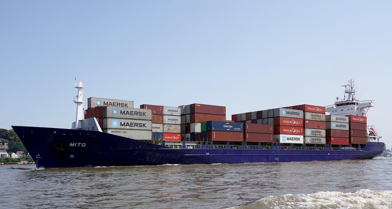 US, China to extend trade war truce by 2 months - Supply Chain Dive