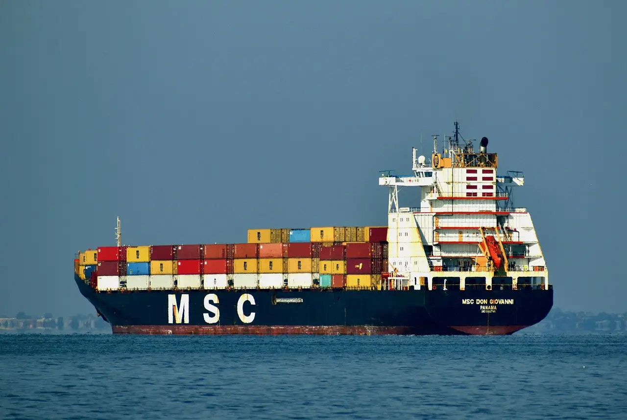 HMM to spend $1.6 billion on 12 new container ships - Journal of Commerce