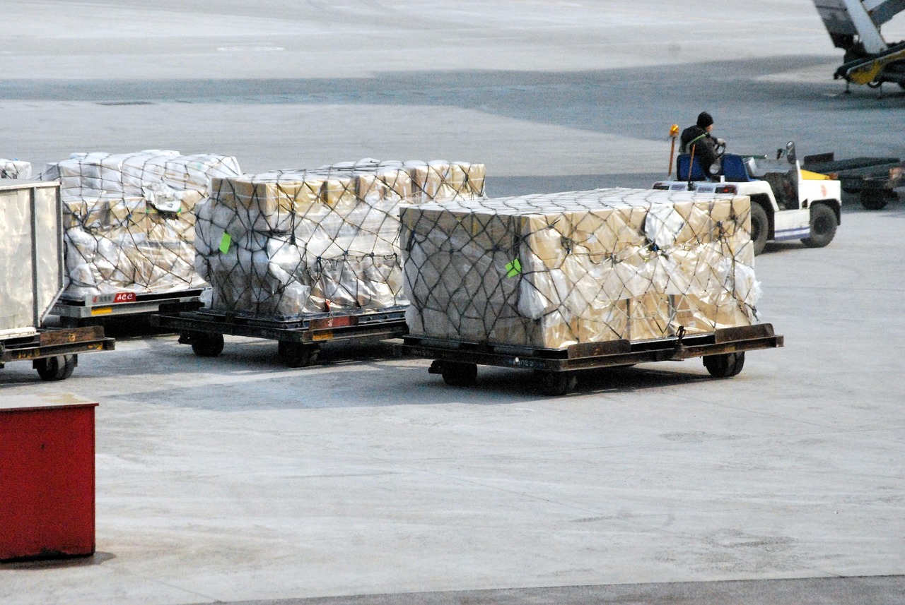 Aramex signs initial pact with GMR Airports to strengthen air cargo logistics - Prop News Time