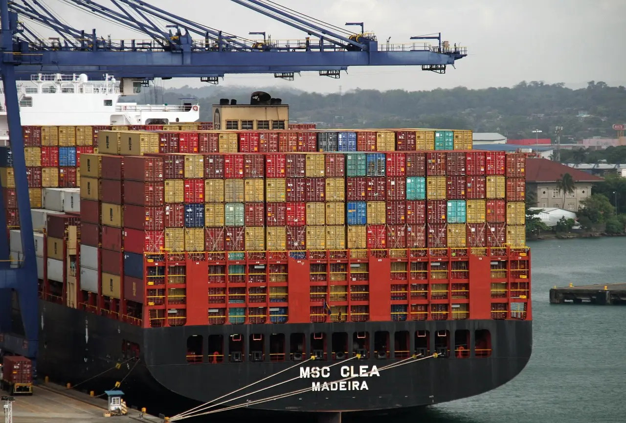 Global Ship Lease Secures $1 Billion Loan To Finance 15 New Containerships - Marine Insight