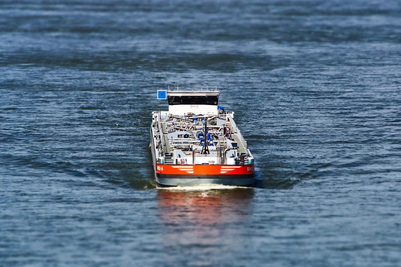 Freight Market Shifts: Regulations Reshape Capacity - Commercial Carrier Journal