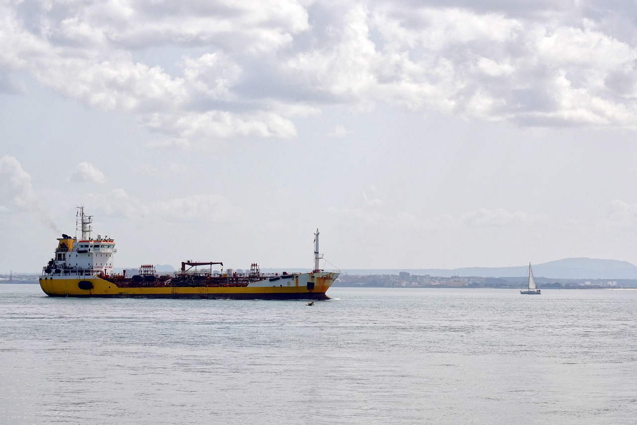 More Tankers Hit in Hormuz as U.S. Strikes Cargo Ship